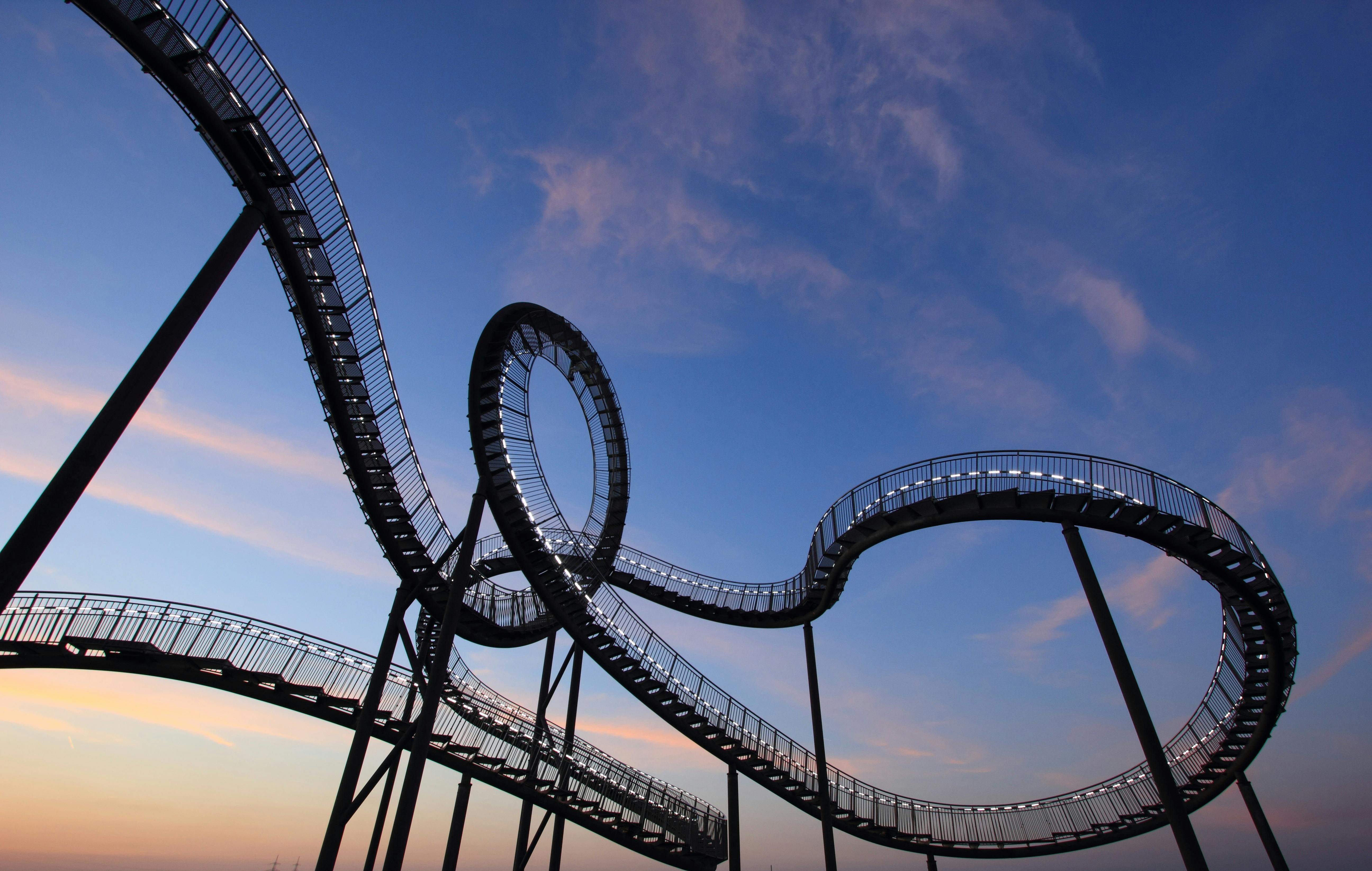 JavaScript event loop explained simply – Summon The JSON